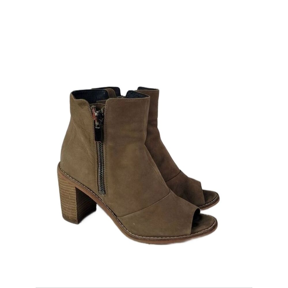 Kenneth Cole New York Lacey Open Toe Women's Ankle Booties
